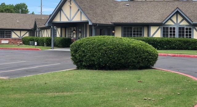 the cottage at woodland hills